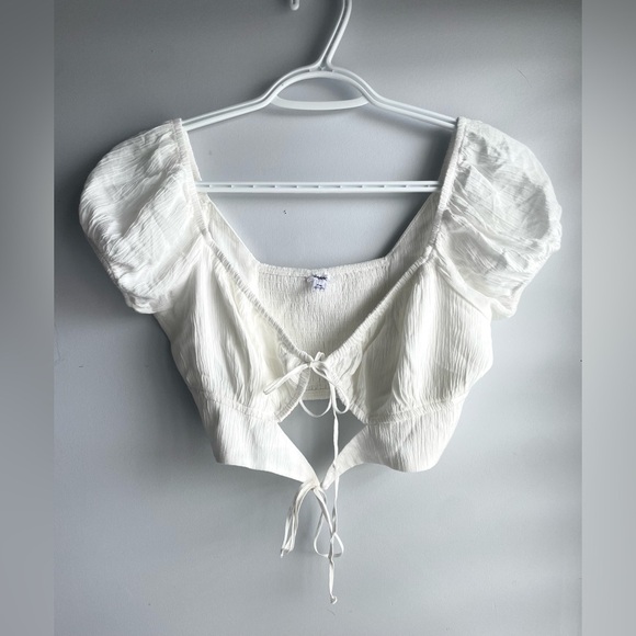 💖(2 for $15)💖 Garage White Tie-Front Crop Top - Picture 5 of 7